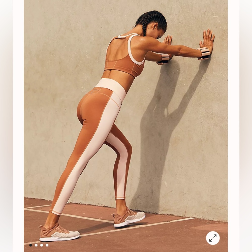 NEW 2 Piece Free People High-Rise Rebel Leggings and Matching Sports Bra
